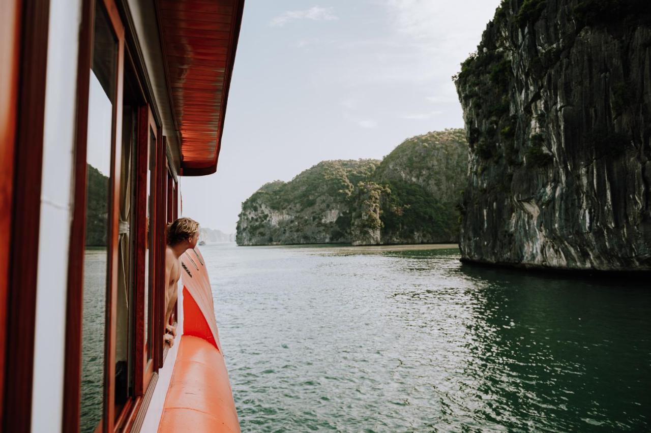 Cat Ba Bay Cruises Otel Dong Khe Sau Dış mekan fotoğraf